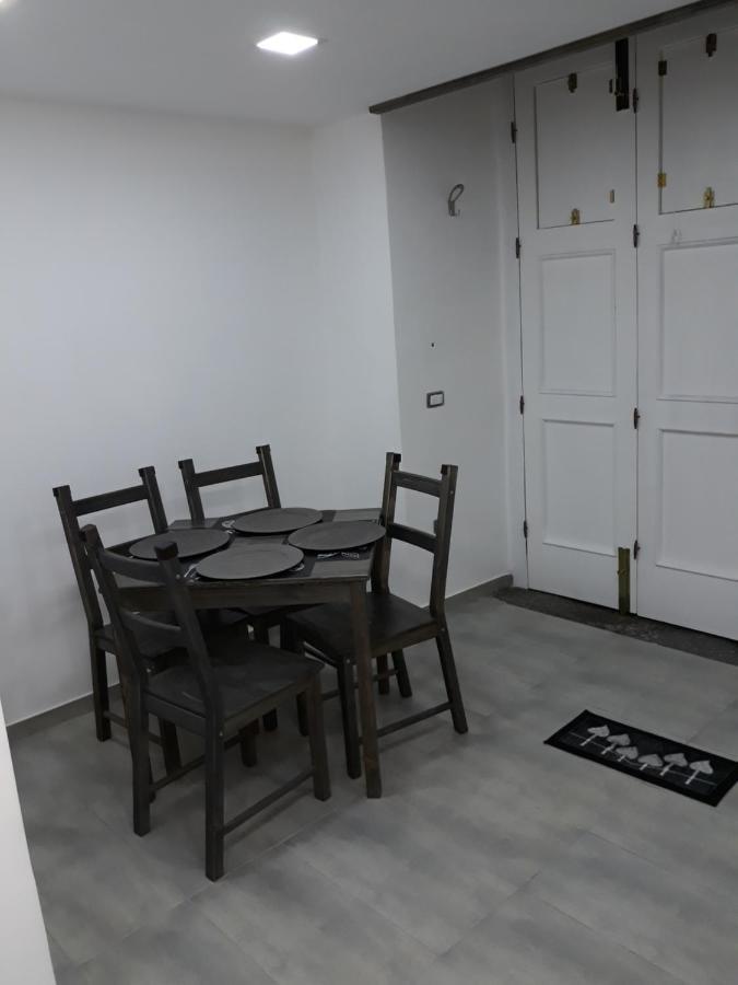 Qui Family Appartement Napels Buitenkant foto